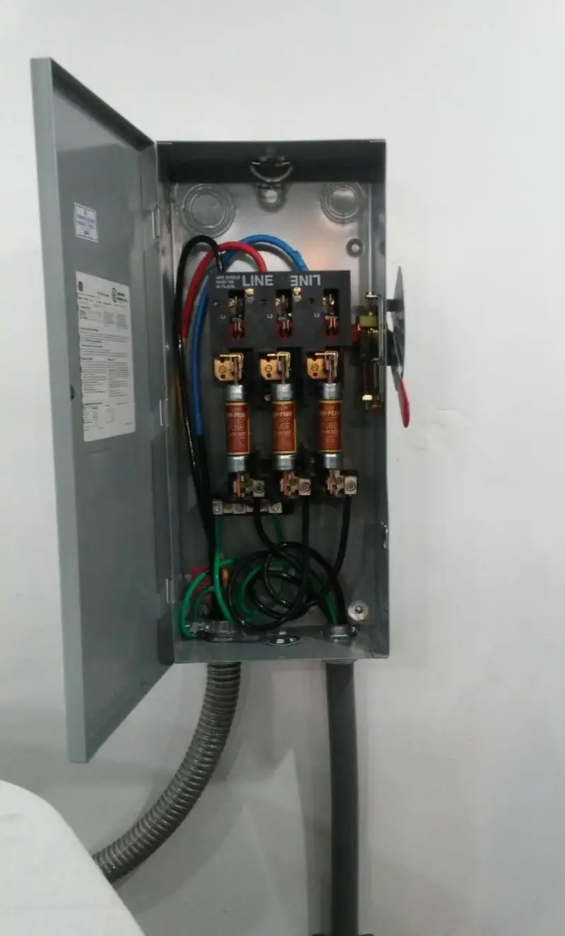 Three-phase disconnect switch installed for Smoke Detector Installation in Broadalbin